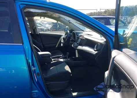 2016 Toyota Rav4 Xle из США, поврежденный, VIN 2T3RFREV5GW504841